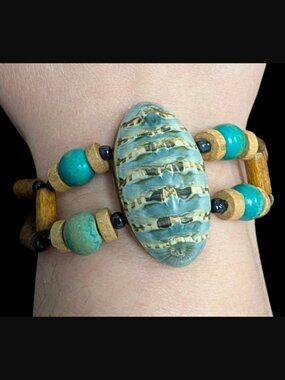 Vintage Wood Bead Chitons Mollusk Shell Island Beach Themed Bracelet 6.75"